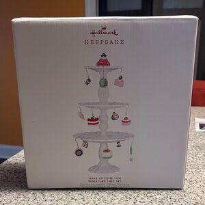 Hallmark Keepsake Bake Up Some Yum Miniature Tree
